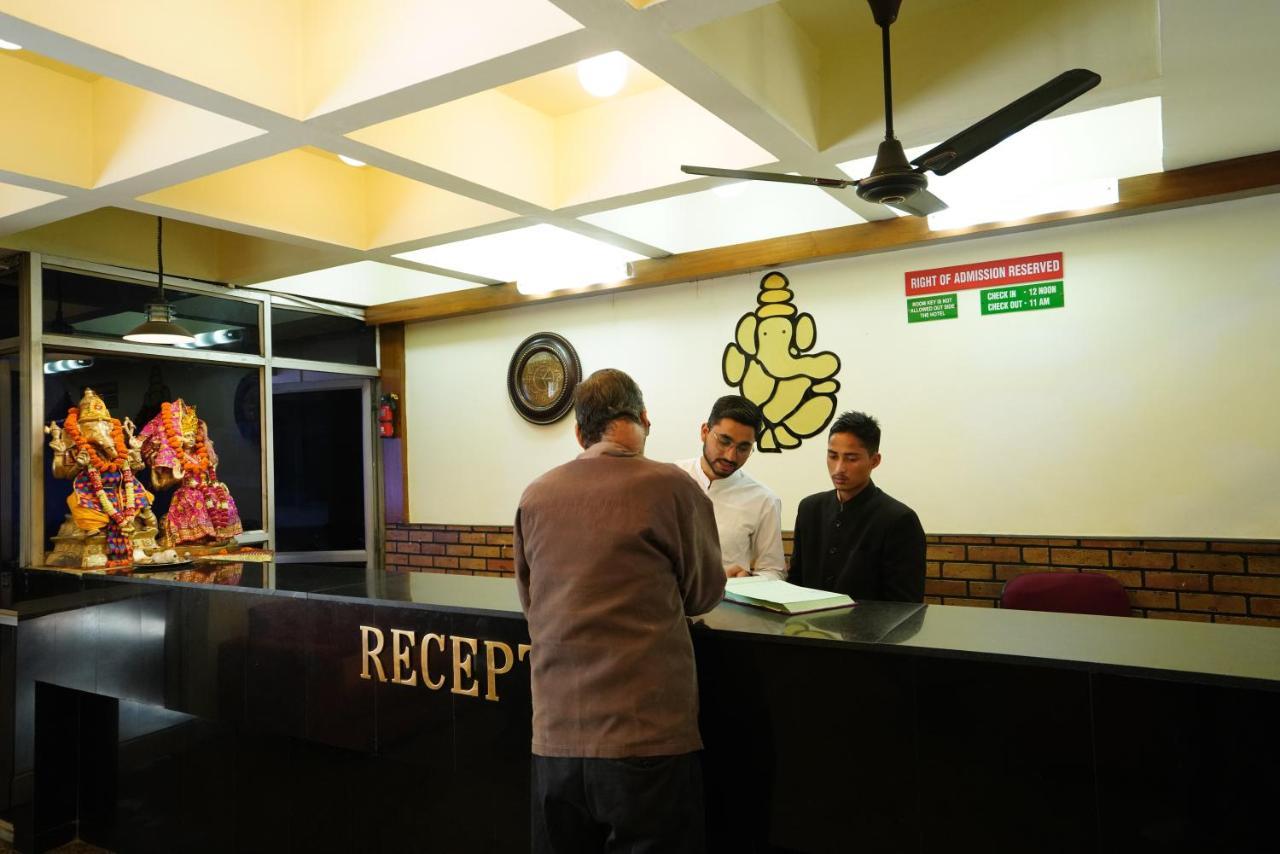 Hotel Gaurab Near Paltan Bazaar دهرادون المظهر الخارجي الصورة